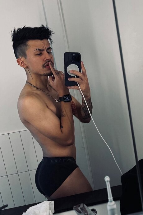 Loverboy05 hot star images