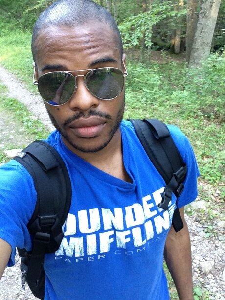 NrrDBnnR hot actress pics