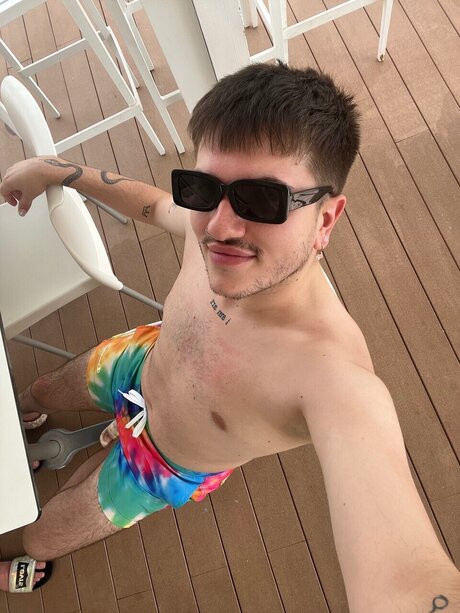 Hi it s me Santi nudes model pictures