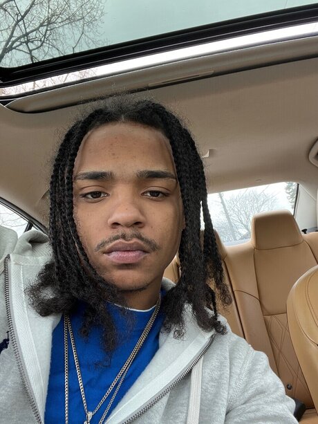 Touk naked model pics