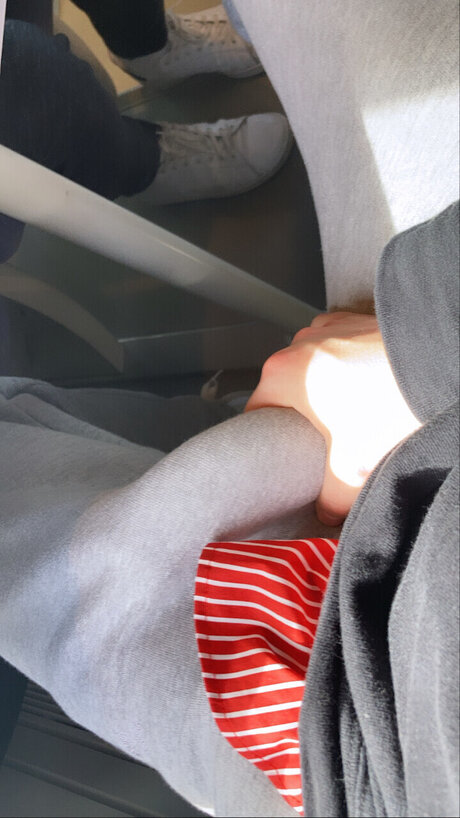 NewerasuX art model image