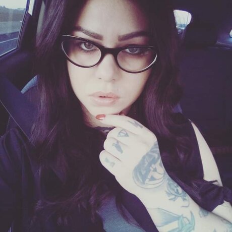 Nikki Love Sixx naked actress galleries