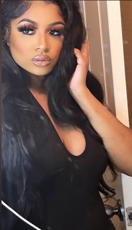 Madam model art galleries