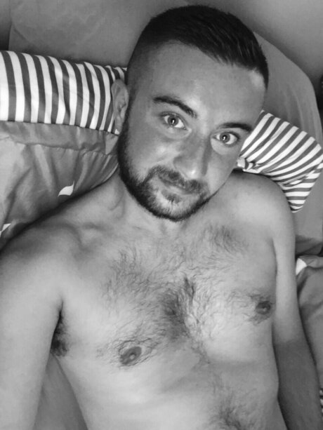 MaineGuy nude model pic