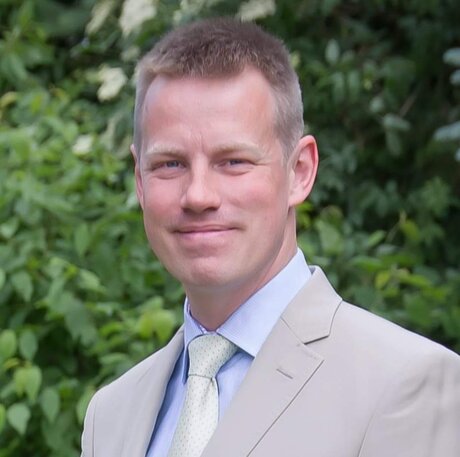 Stefan Evers naked actress image