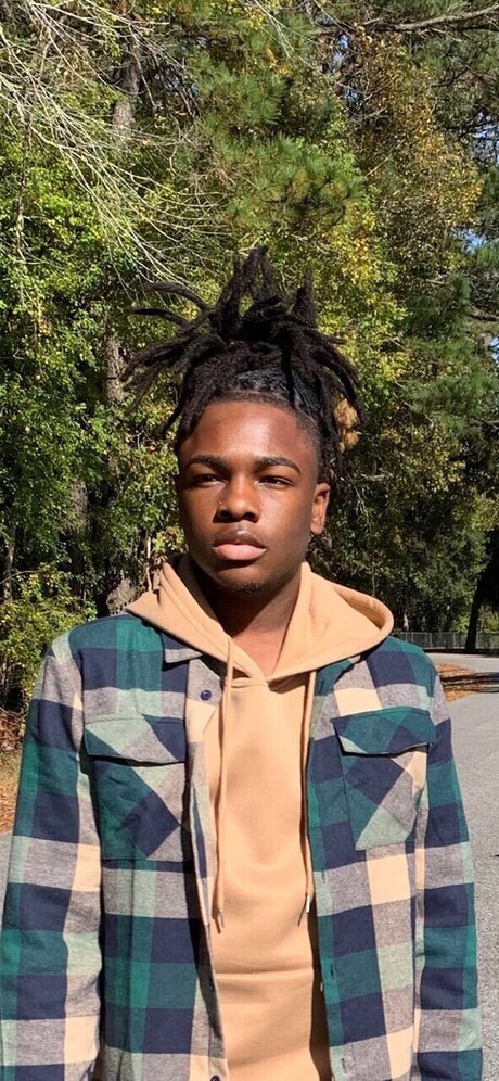 Demetric star free img