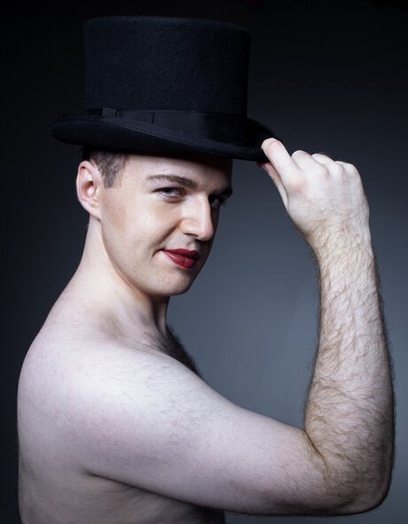 Frisky Whispers model sex img