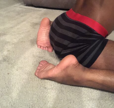 Aryeyez nude actress image