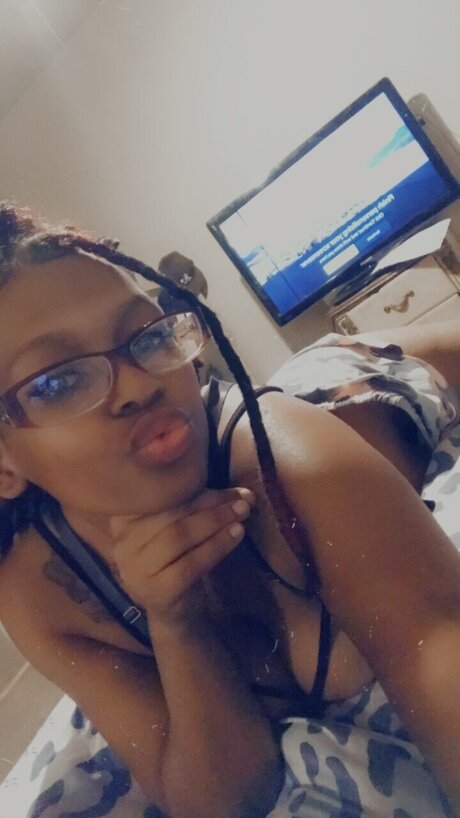 TinkNastii pretty pornstar images