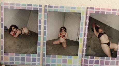 Cinderqueenn naked model img