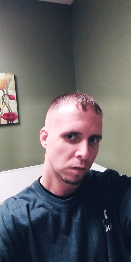 htxsatinpantyanallover pornographic model photo