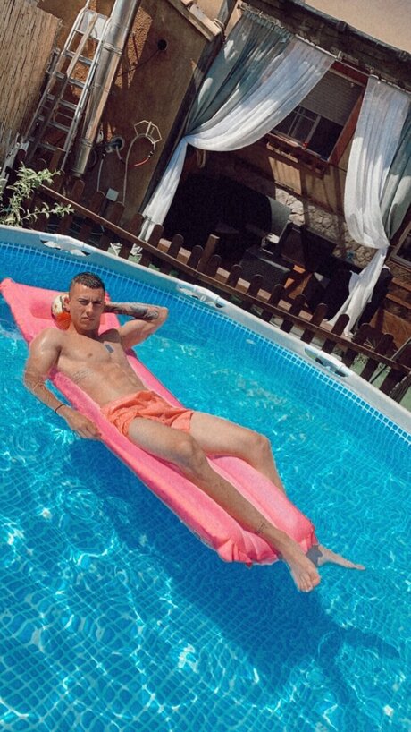 Xxratoxx model hot galleries