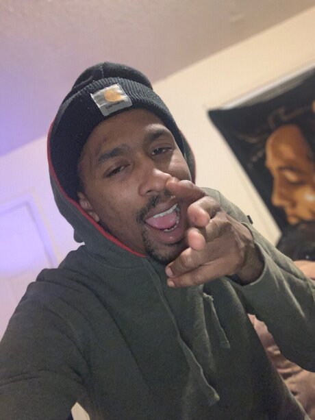 Tra star erotic gallery