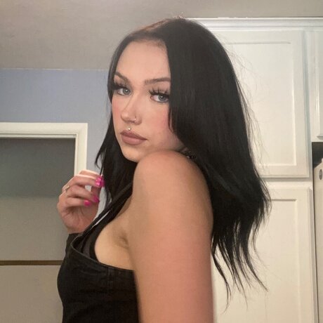 Kasey Kills_ naked model pics