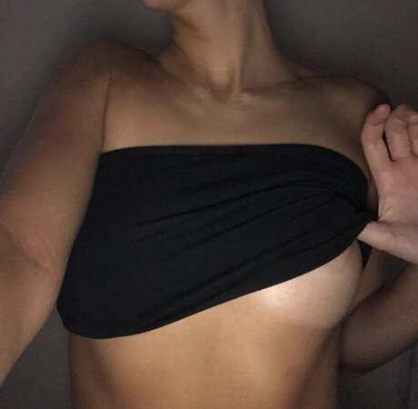 college asian onlyfans top photo