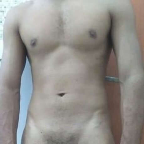 u18254615 model high quality photos