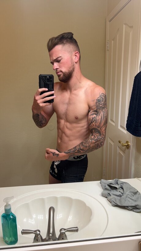 Clutch art pornstar pictures