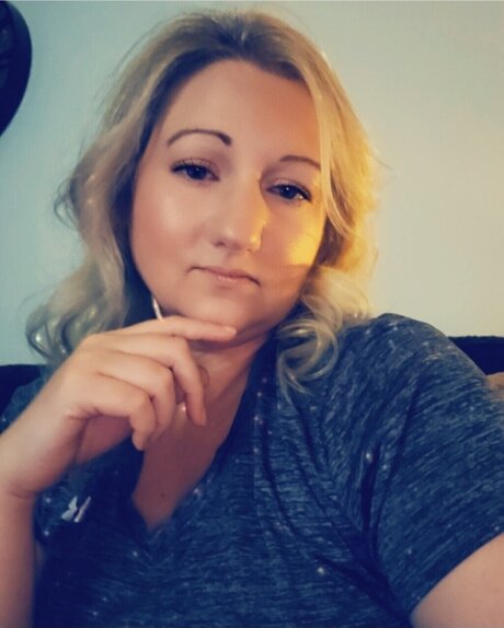 Lizzy Stephenz model high quality pic