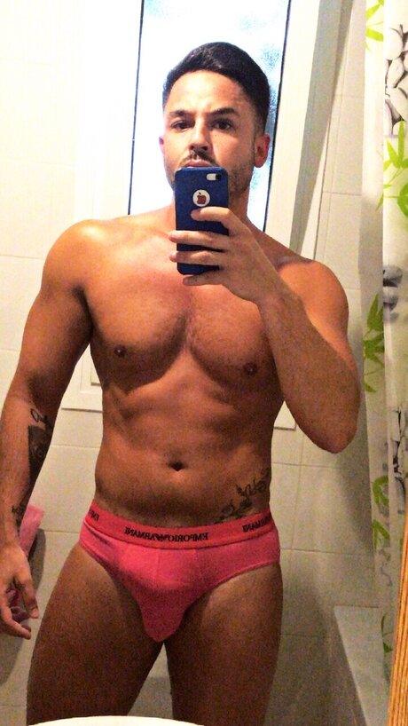 Adriano Farrapa nudes star photo