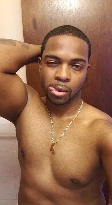 JAMESTPATRICK nudes model pic