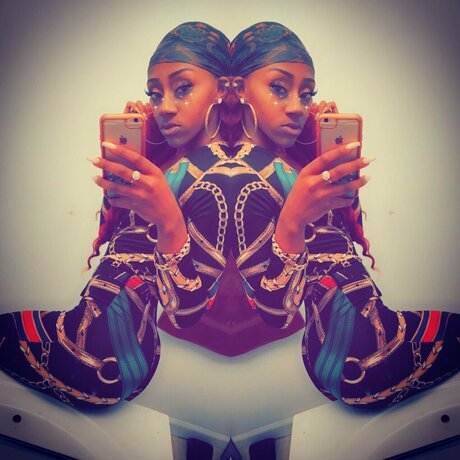 Versace star pornographic picture