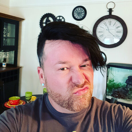 Justin nice actress pic