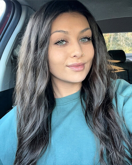 Maple_ sexy model picture