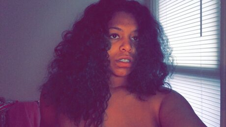 MiixedBerry beautiful actress pics