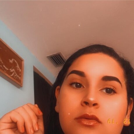 Diors free onlyfans model top picture