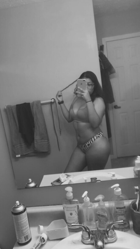 Margarita Martinez sexy pornstar image