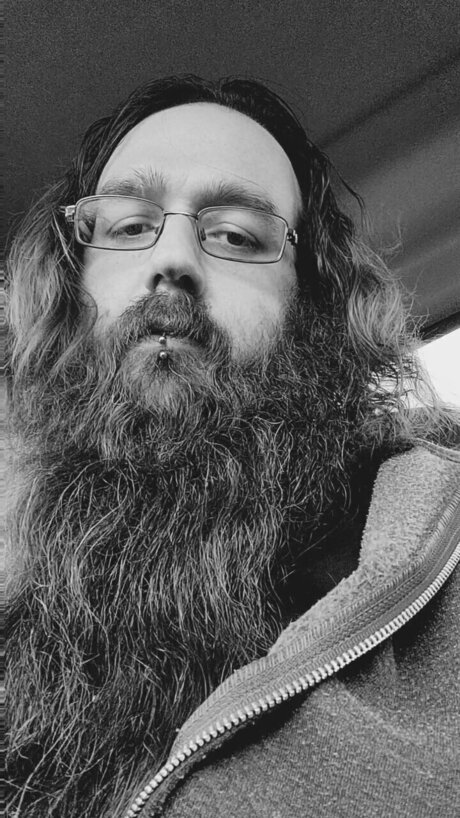 Terry Manion star nude picture