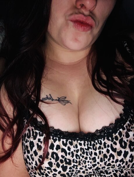 Breeenaa model free pictures