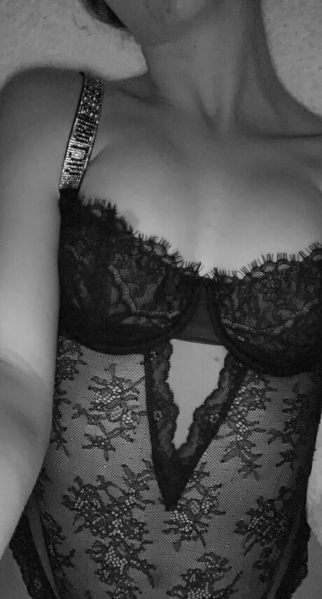 Carlee star top photos