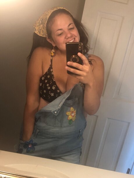 SassyNerd perfect actress pic