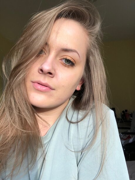 Lynnii pornstar nude pictures