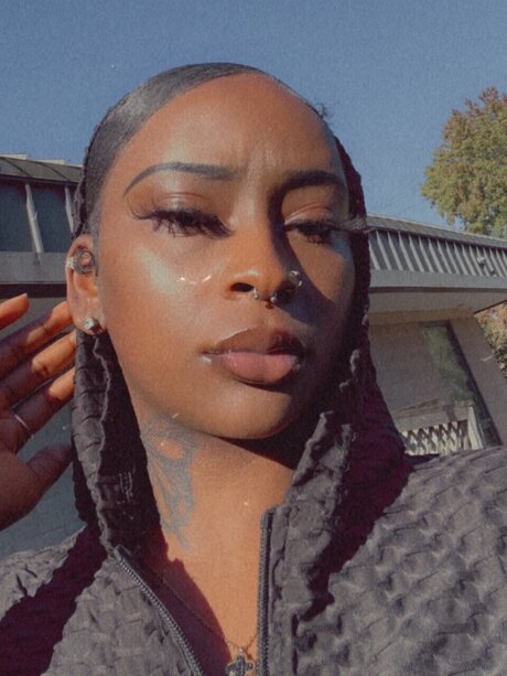 Juicy Marie erotic pornstar pictures