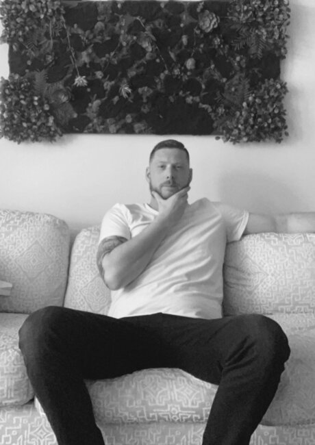 BIG REDZ star nude archive