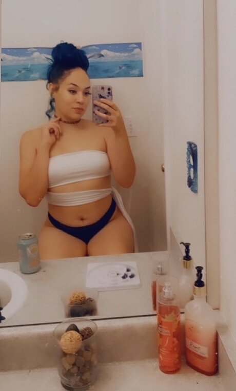 Prettyykitty93 best model photo