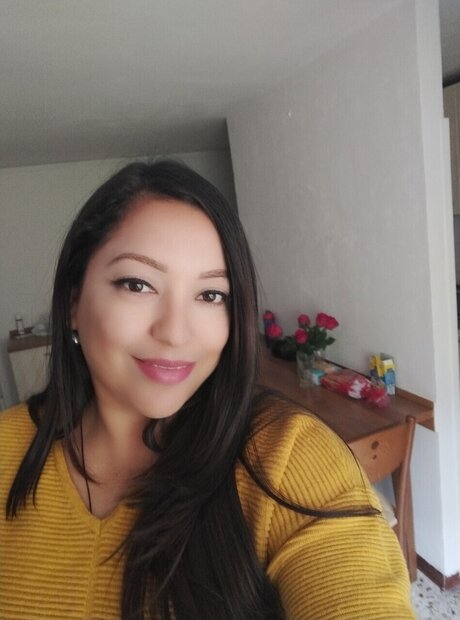 Vicky exclusive star picture