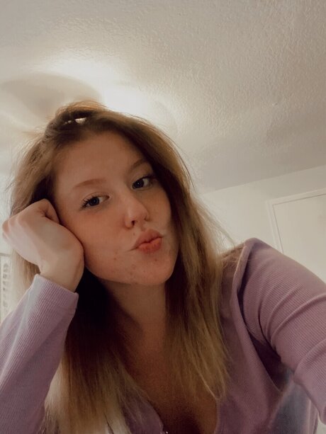 u71408821 model naked gallery