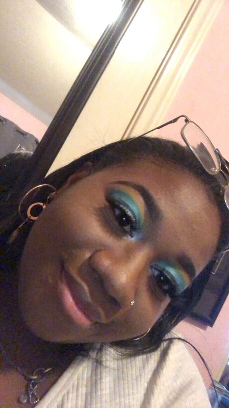 Chazzmyn star hd pictures