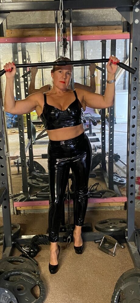 Millie137 beautiful pornstar images