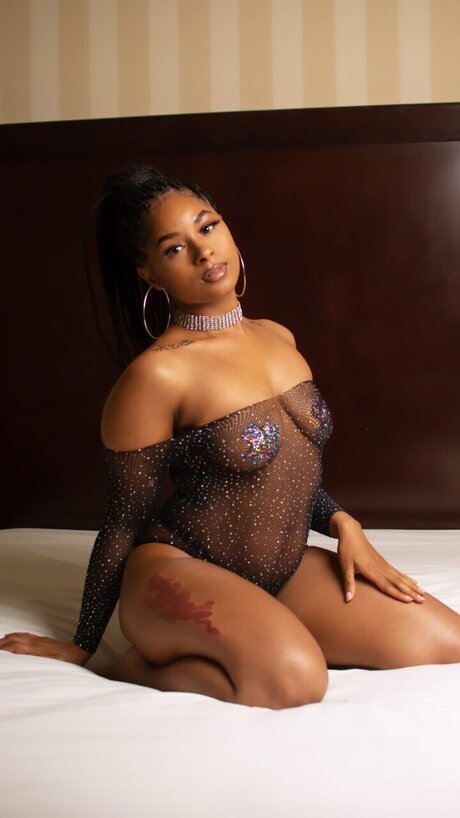 Naechole perfect model photos