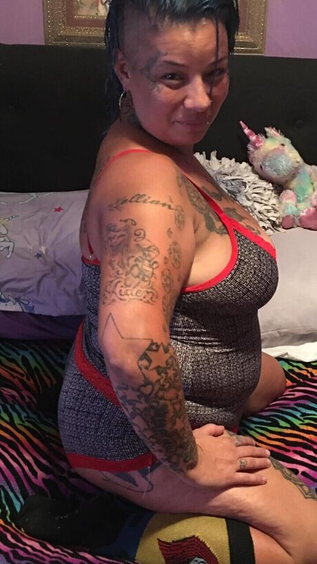 _LaChina pornstar erotic photos