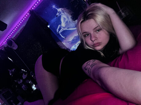 Lil Freak_ model hd archive