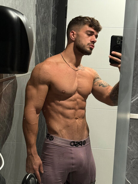 FreakyFitKing actress gallery