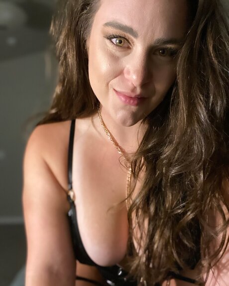 Wildesssa Wyldin xxx actress pic