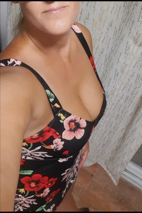 Virginia10 model exclusive gallery