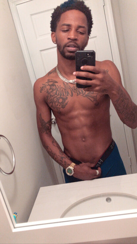 sagX10 pretty model pics