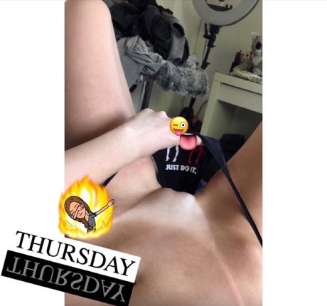 Absdav pornstar art pic